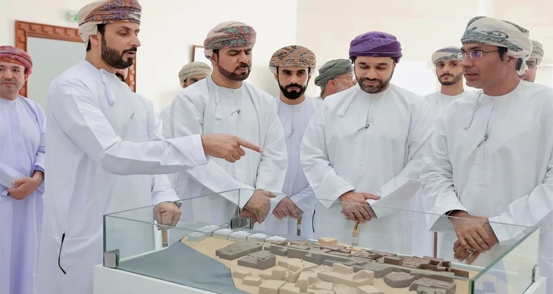 مشروع لتطوير حارة الرمل الأثرية بعبري