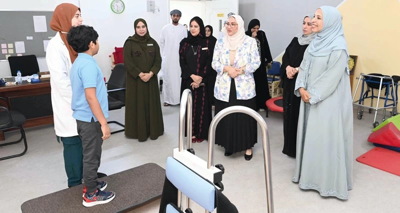 بحث سبل دعم المبادرات التعليمية والتأهيلية للأطفال ذوي الإعاقة