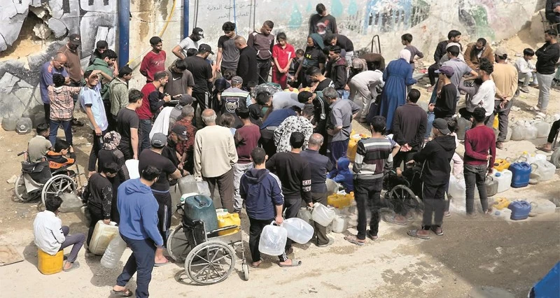 الاحتلال يشن حملة مداهمات واعتقالات بالضفة