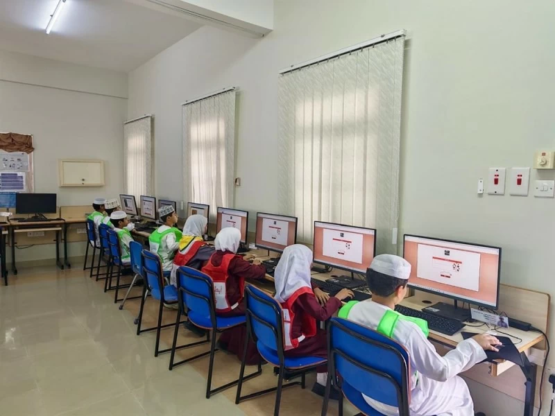 تطبيق اختبارات الدراسة الدولية لقياس مهارات القراءة في البريمي