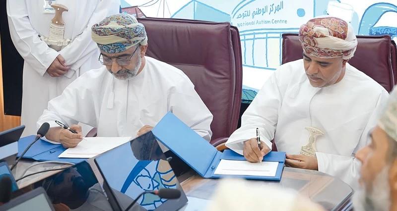 جنوب الشرقية توقع اتفاقيات تنموية لتعزيز البنية الأساسية