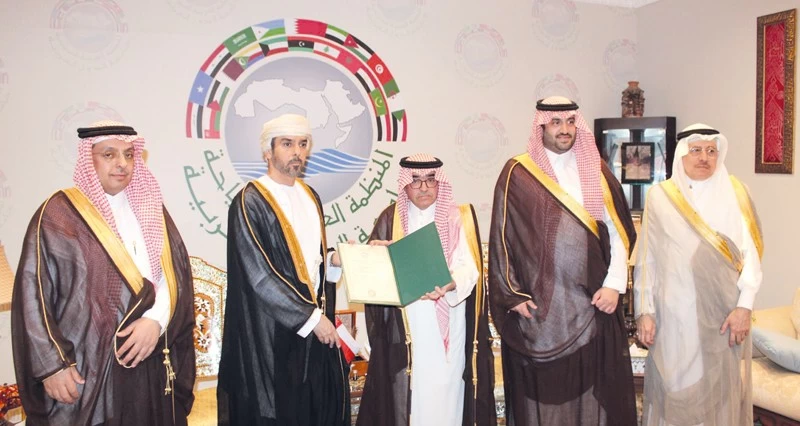 &laquo;قلادة السياحة العربية من الطبقة الممتازة&raquo; لجلالة السلطان