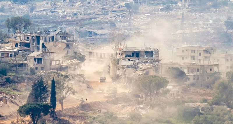 14 قتيلا فـي غارات إسرائيلية على جنوب لبنان والمقاومة تتمسك بالرد على الخروقات