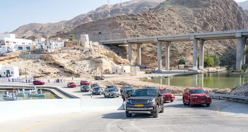 جلالة السلطان يقوم بزيارة تفقدية لمحافظتي شمال وجنوب الشرقية وولاية قريات