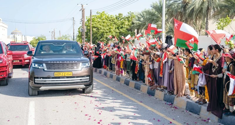 جلالة السلطان يقوم بزيارة تفقدية لمحافظتي شمال وجنوب الشرقية وولاية قريات