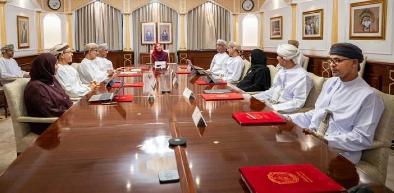 مجلس جامعة السلطان قابوس يعقد اجتماعه الثالث