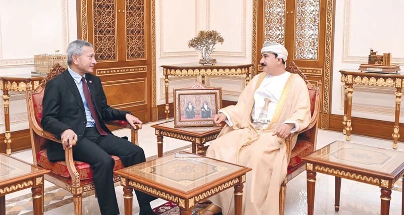 تعزيز العلاقات الثنائية وسبل دعمها بين سلطنة عمان وسنغافورة