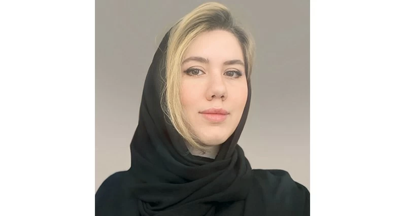 التشكيلية السورية شيرين مصطفى: توظيف المفردات الثقافية العمانية فـي أدب الطفل استثمار للهوية وبيان لحضورها الفكري