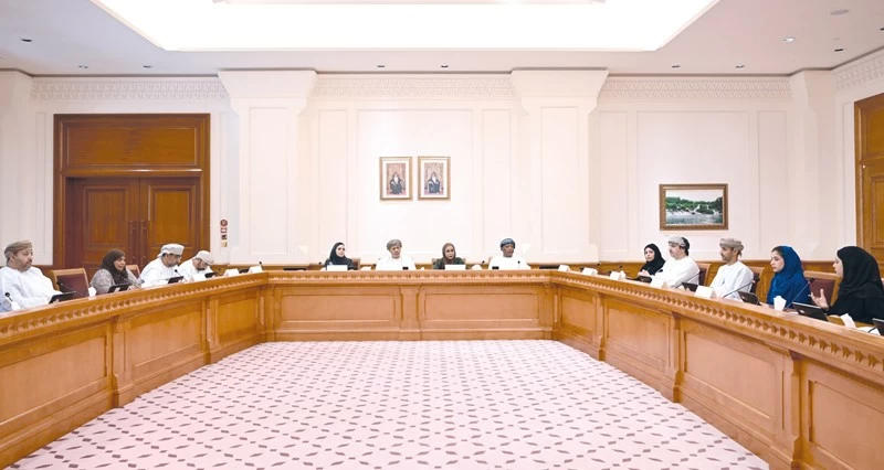 &laquo;الدولة&raquo; يناقش دراسة &laquo;التركيبة السكانية وأثرها على مستقبل التنمية فـي سلطنة عمان&raquo;