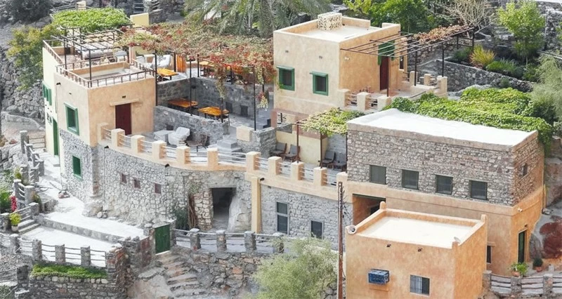 تطوير السياحة الجبلية فـي جنوب الباطنة