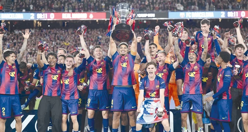 فـي الدوري الاسباني : برشلونة يحرز لقبه الـ 29 فـي تاريخه بحسمه الكلاسيكو أمام ريال مدريد