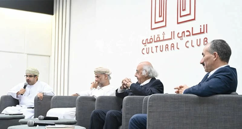 النادي الثقافـي يحتفي بمرور 900 عام على مولد ابن رشد