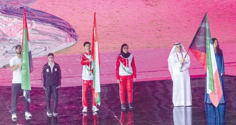 سلطنة عمان تشارك فـي حفل الافتتاح الرسمي لدورة الألعاب الرياضية الخليجية الرابعة بقطر