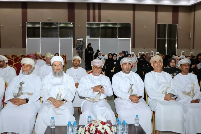 بدء أعمال ملتقى البحوث والدراسات التربوية في شمال الباطنة