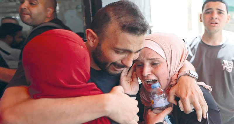 إطلاق نار شرق غزة .. واعتقالات ومداهمات بالضفة