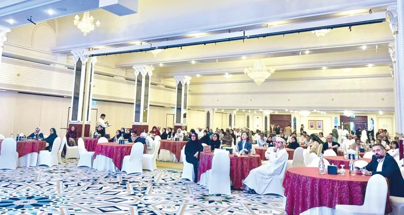استعراض أحدث الابتكارات التقنية فـي مجال الأحياء بالمختبرات