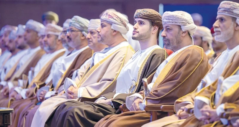 بلعرب بن هيثم يفتتح أعمال الندوة الوطنية لتعزيز التنمية الاقتصادية فـي المحافظات
