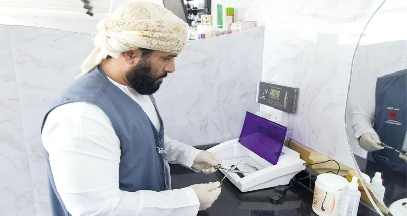 بلدية البريمي تكمل استعداداتها لاستقبال عيد الأضحى المبارك