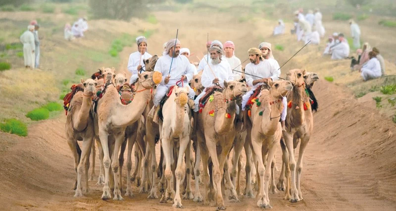 المصور موسى الحجري يوثق عادات وتقاليد عمانية