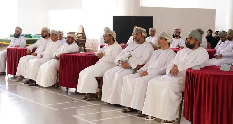 تمكين الإدارات المحلية من إعداد الخطط والمشروعات التنموية فـي الداخلية