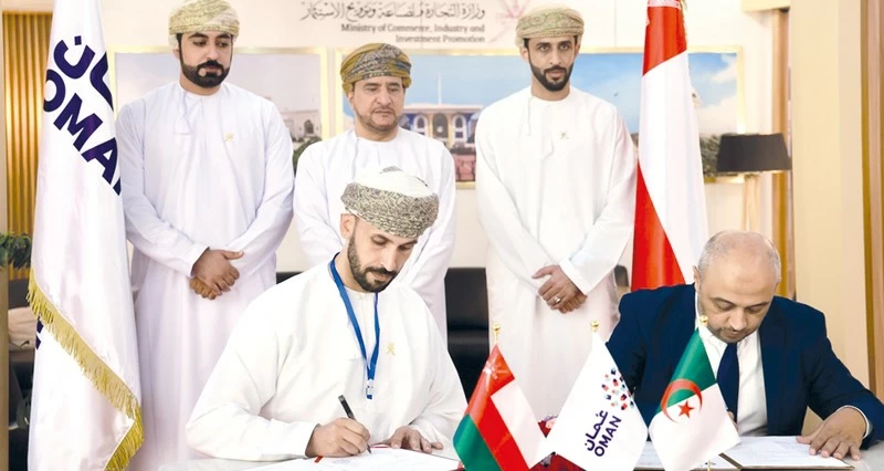 تعزيز الحضور العماني الاقتصادي فـي معرض الجزائر الدولي