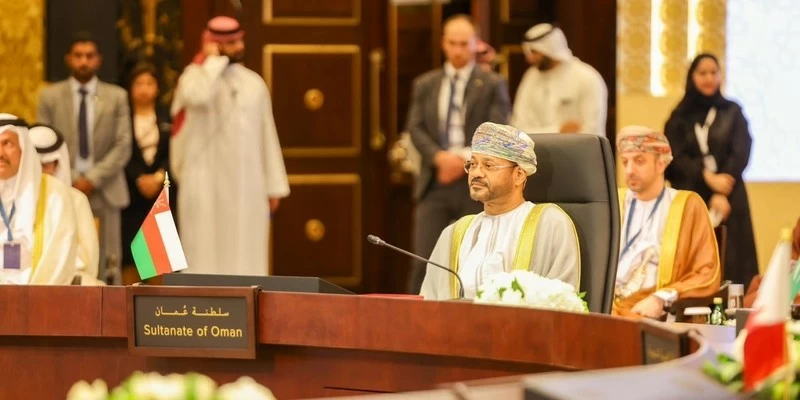 سلطنة عُمان تؤكد: نؤيد مذكرة التفاهم الأميركية الإيرانية والترتيبات المستقبلية المتعلقة بمضيق 'هرمز' لا تنطوي على فرض أي رسوم للعبور