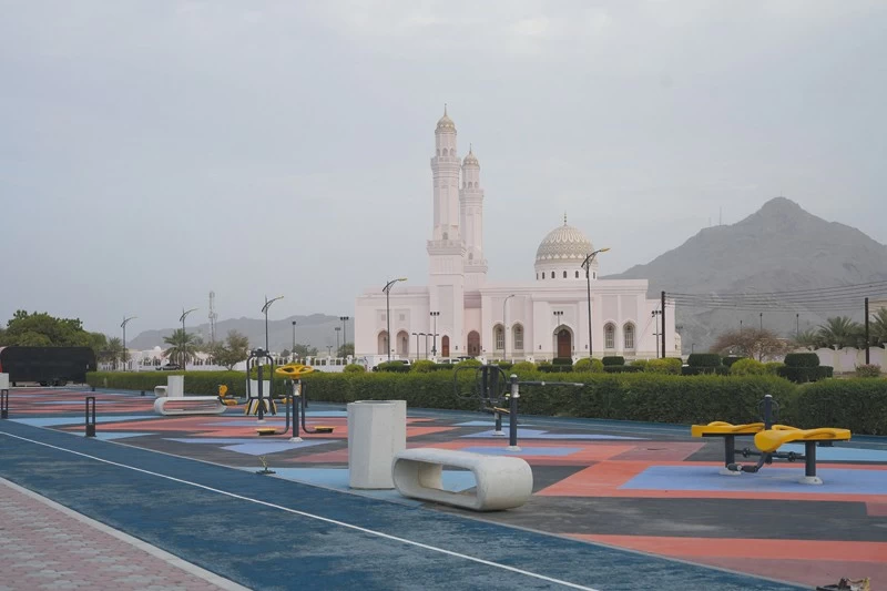 محافظة البريمي تستقطب مشاريع اقتصادية وسياحية بأكثر من 13 مليون ريال عماني