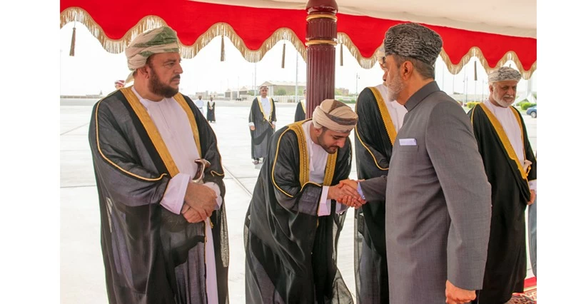 تعزيزا لمجالات التعاون والشراكة.. جلالة السلطان يبدأ زيارة رسمية لفرنسا