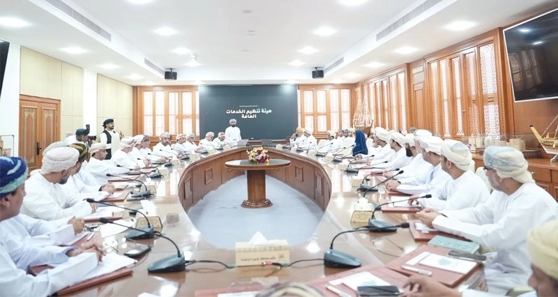 استعراض مشاريع شبكات المياه والصرف الصحي فـي جنوب الباطنة