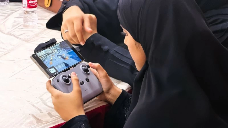 تواصل فعاليات البرنامج الصيفية والحلقات التدريبيةفي عدة مجالات