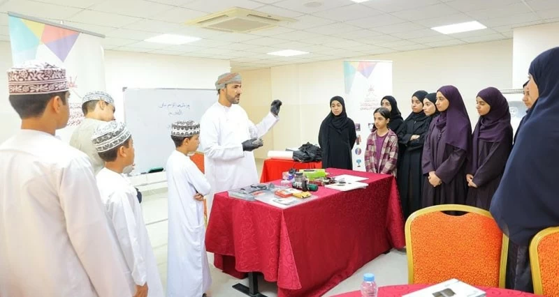 بدء حلقة &laquo;الرسم بالفحم&raquo; بجنوب الباطنة