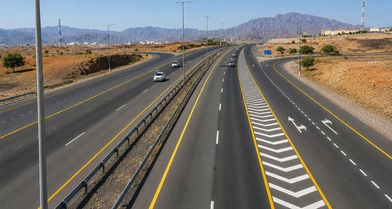 إنجاز 89.46% من إعادة تأهيل طريق السلطان ثويني بن سعيد