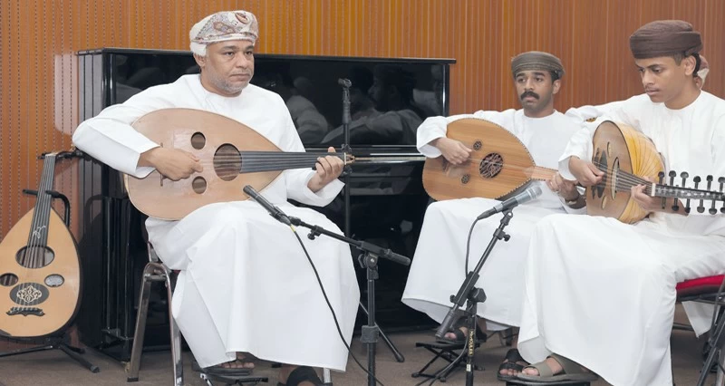 بمشاركة 34 موهبة .. &laquo;الثقافة والرياضة والشباب&raquo; تختتم الدورة التأسيسية للعزف على آلة العود