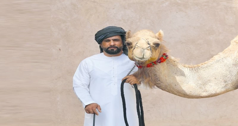 عدسة أحمد التبعي تثري تفاصيل الصورة وتبرز الهوية الثقافية والوطنية