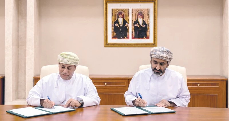 توقيع مذكرة تعاون لتطوير مركز رعاية الطفولة وبيوت الشباب