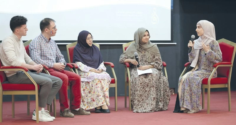 معهد السلطان قابوس لتعليم اللغة العربية للناطقين بغيرها ينظم أمسية ثقافية