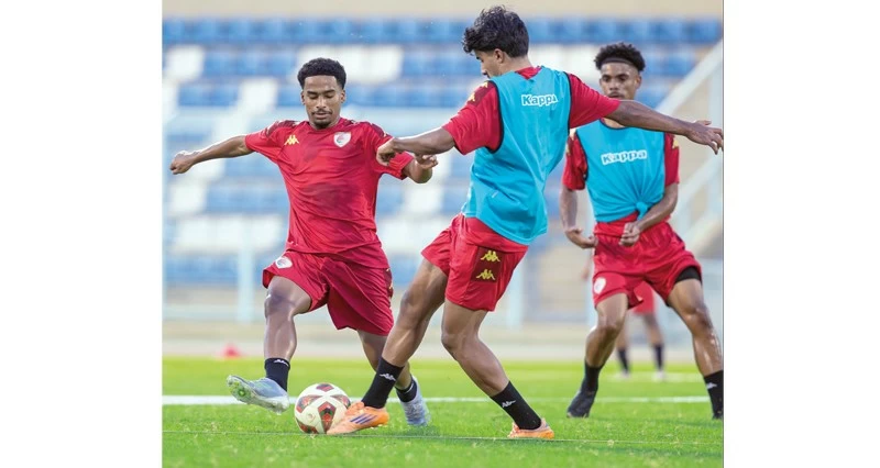 استعدادا للتصفيات الآسيوية .. منتخبنا لشباب القدم يخسر أمام نادي الشباب ويلاقي منتخب سوريا فـي البريمي فـي تجربتين