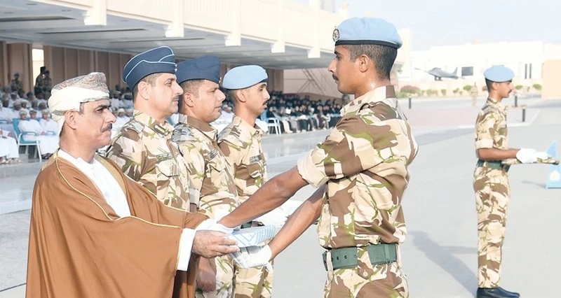 سلاح الجو السلطاني يحتفل بتخريج دفعة من الجنود المستجدين