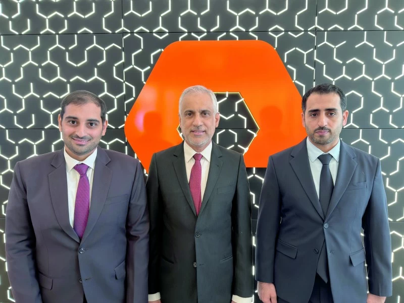 الاطلاع على حلول السحابة المؤسسية لتوظيف الذكاء الاصطناعي