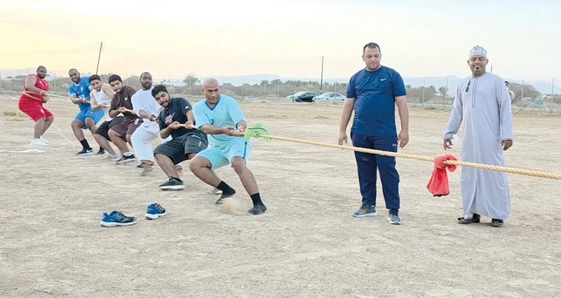 مسير وعرضة لفنون الخليل وفعاليات رياضية فـي الدريز