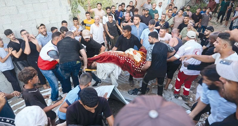 توالي ارتقاء الشهداء فـي غزة .. وارتفاع حاد باعتداءات المستوطنين بالضفة