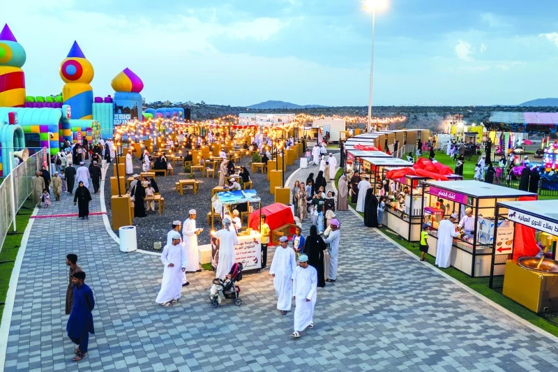 أكثر من 300 ألف زائر لمهرجان الجبل الأخضر 2026
