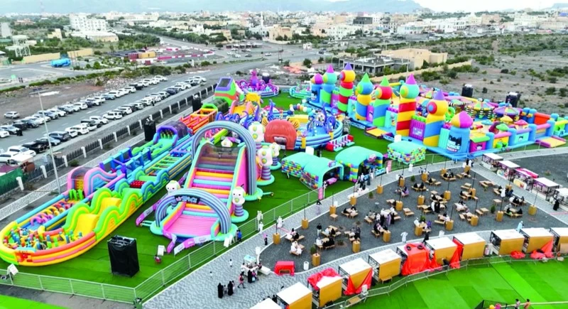 أكثر من 300 ألف زائر لمهرجان الجبل الأخضر 2026
