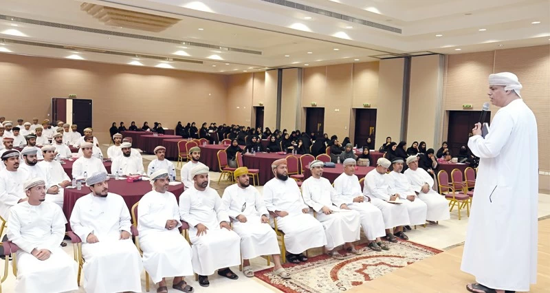 برنامج تعريفي للمعلمين الجدد يركز على المستجدات التربوية فـي نظام التعليم