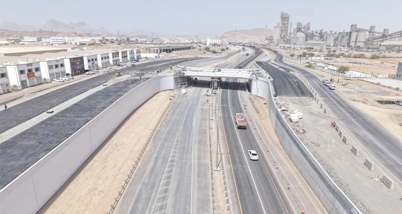 أكثر من 90% نسبة إنجاز ازدواجية طريق &laquo;الأنصب ـ الجفنين&raquo;