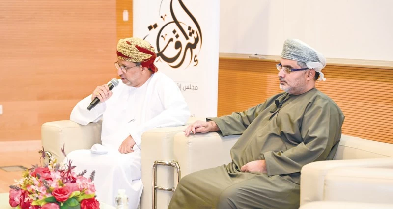 مساحة رؤية تستعرض تجربة سليمان المعمري فـي مجال الإعلام والكتابة