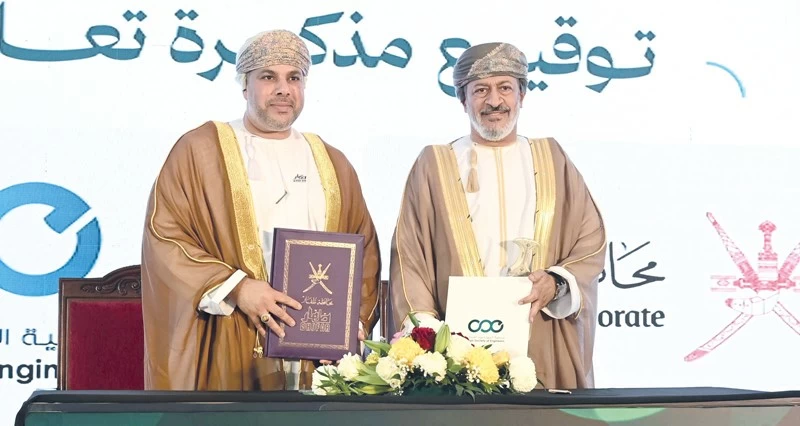 ملتقى صلالة الهندسي الخامس يناقش الابتكارات التطبيقية والتحول فـي قطاع الطاقة