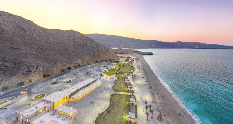 مسندم.. تنوع طبيعي يجمع بين جمال البحر وروعة الجبل