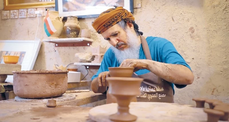 يستمر حتى 12 سبتمبر الجاري .. تواصل فعاليات ملتقى الممتلك الثقافـي بقلعة بهلاء