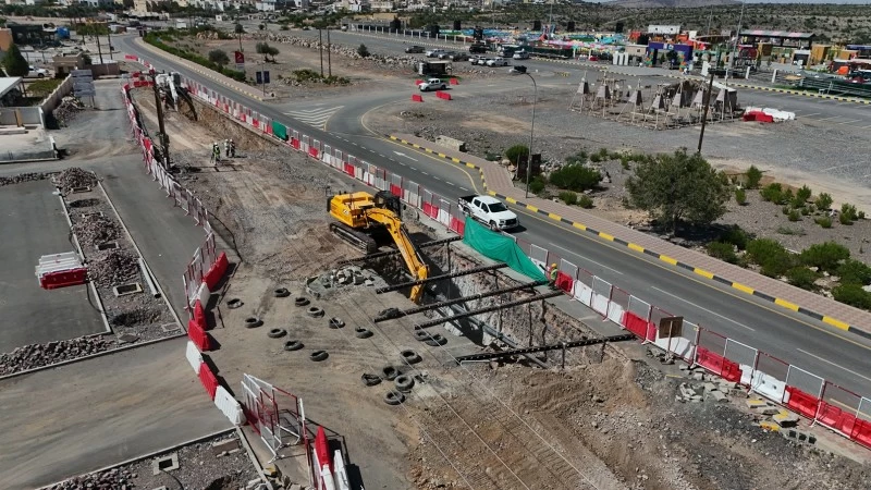 إنجاز 68 % من مشروع شبكة الصرف الصحي بالجبل الأخضر